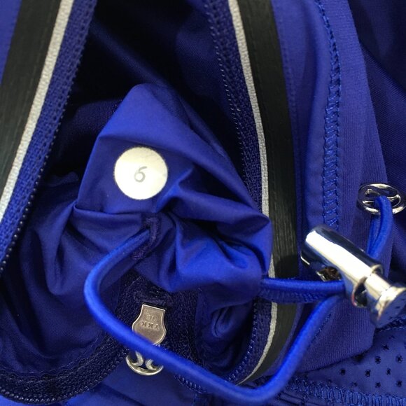 LULULEMON Athletica Blue Zip Pocket Mesh Insert Lightweight Activewear Jacket - Picture 2 of 16